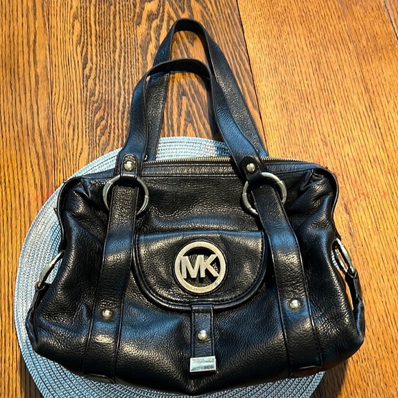 MICHAEL Michael Kors Large Fulton leather bag - Picture 1 of 9